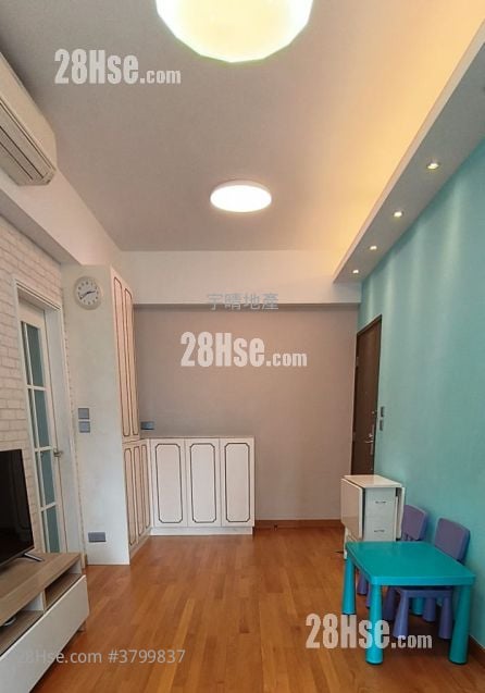 Heya Crystal Rental 2 Bedrooms , 1 Bathroom 482 ft²