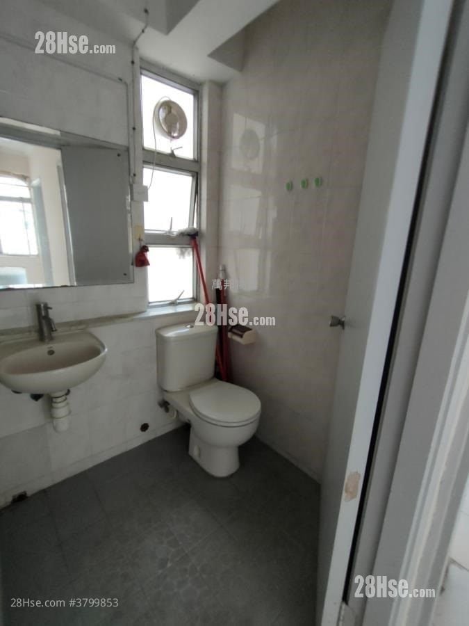 富善邨 售盘 2 房 , 1 浴室 381 平方尺