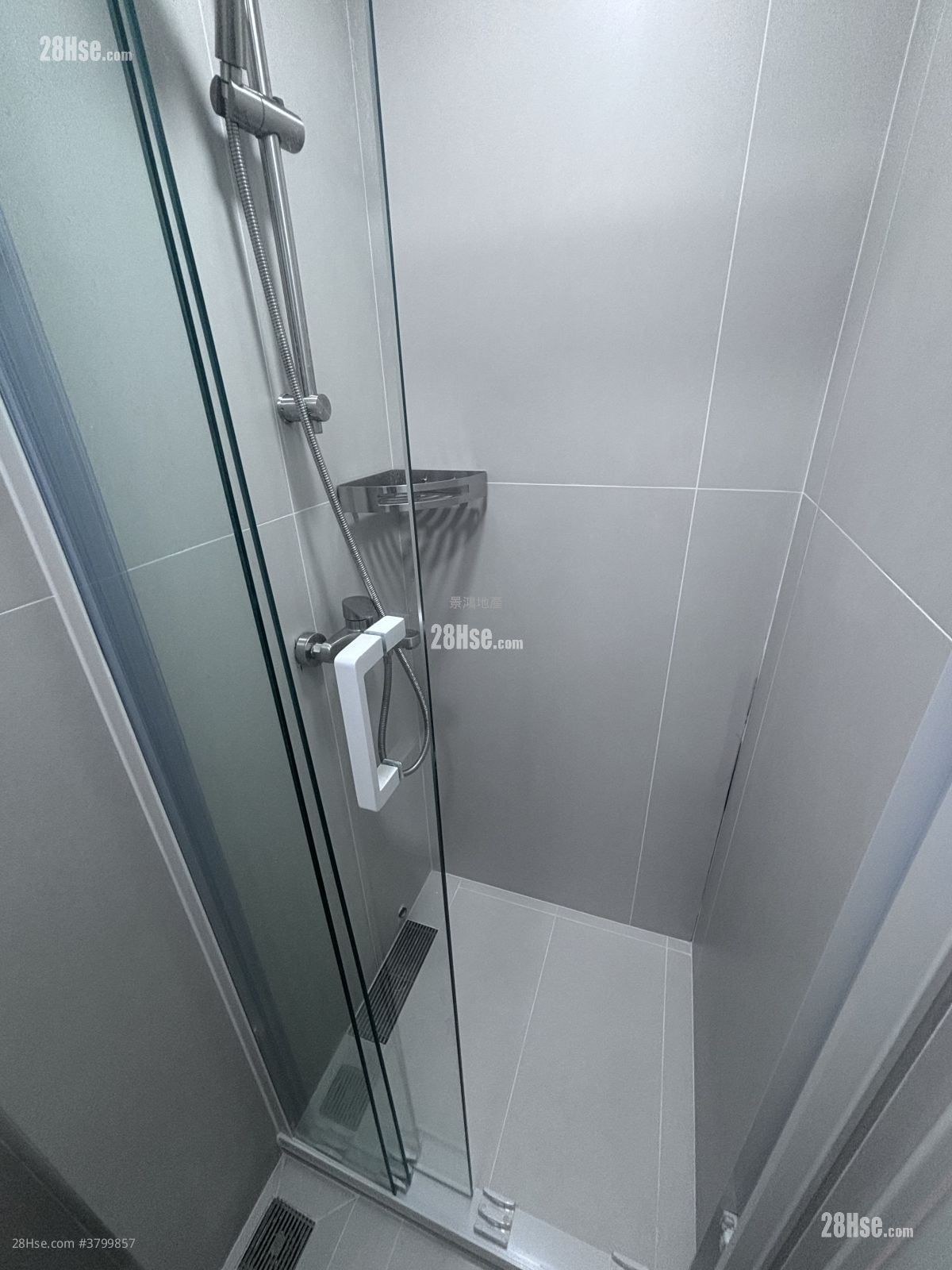 Man Ying Building Rental 160 ft²