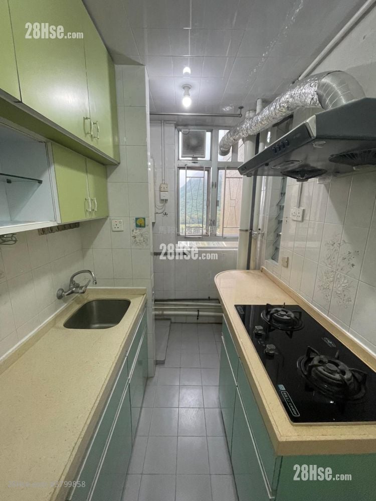 Kam Ying Court Sell 2 Bedrooms , 1 Bathroom 401 ft²