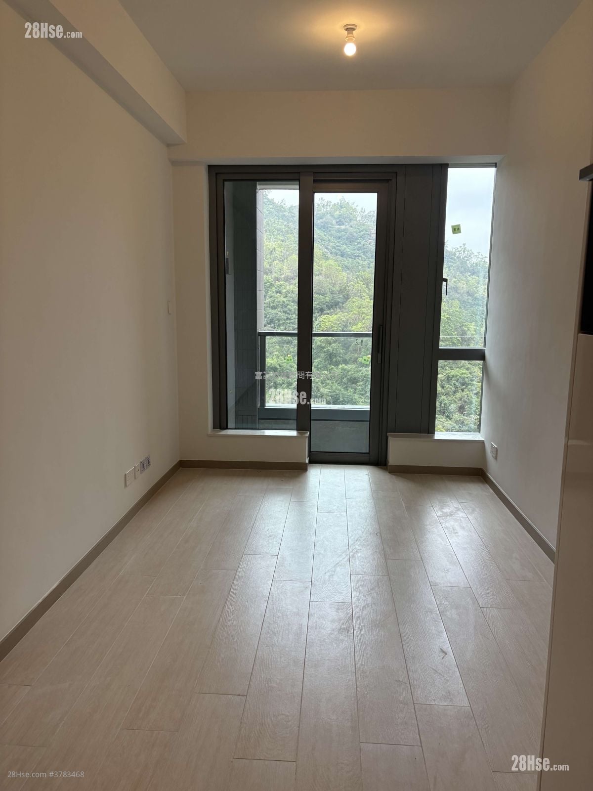 朗誉 租盘 开放式间隔 , 1 浴室 246 平方尺