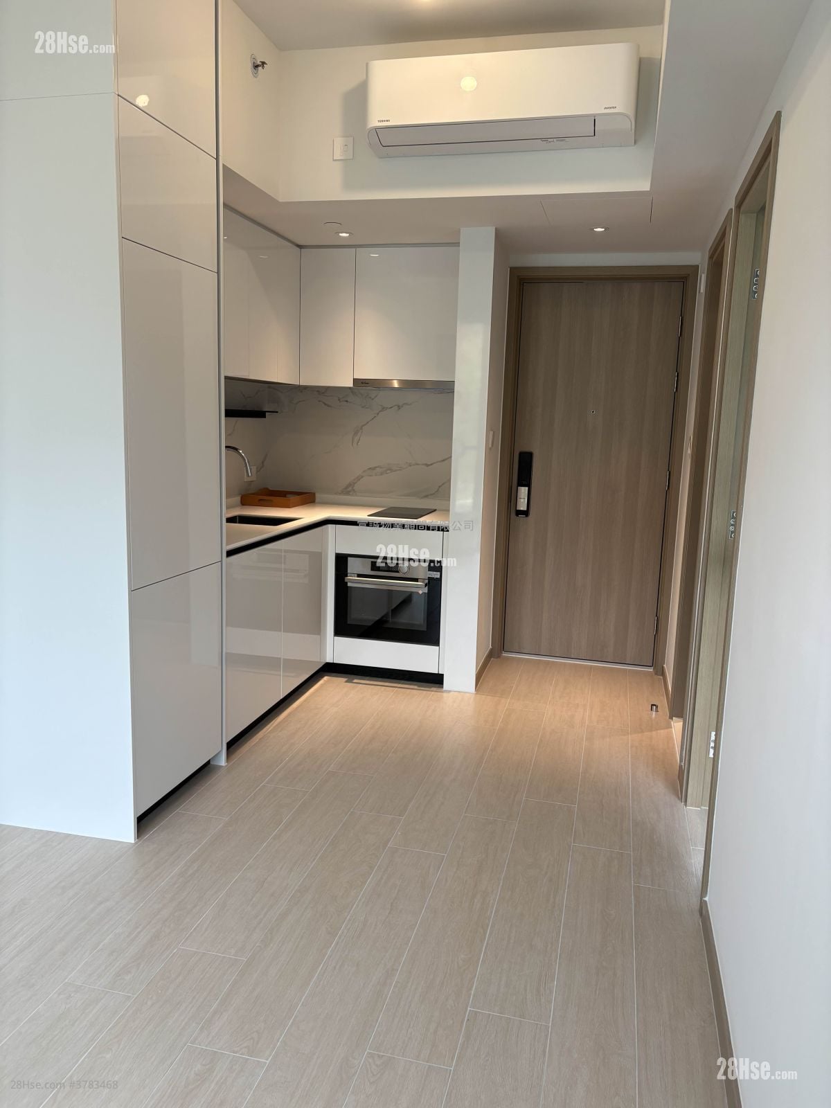 朗誉 租盘 开放式间隔 , 1 浴室 246 平方尺