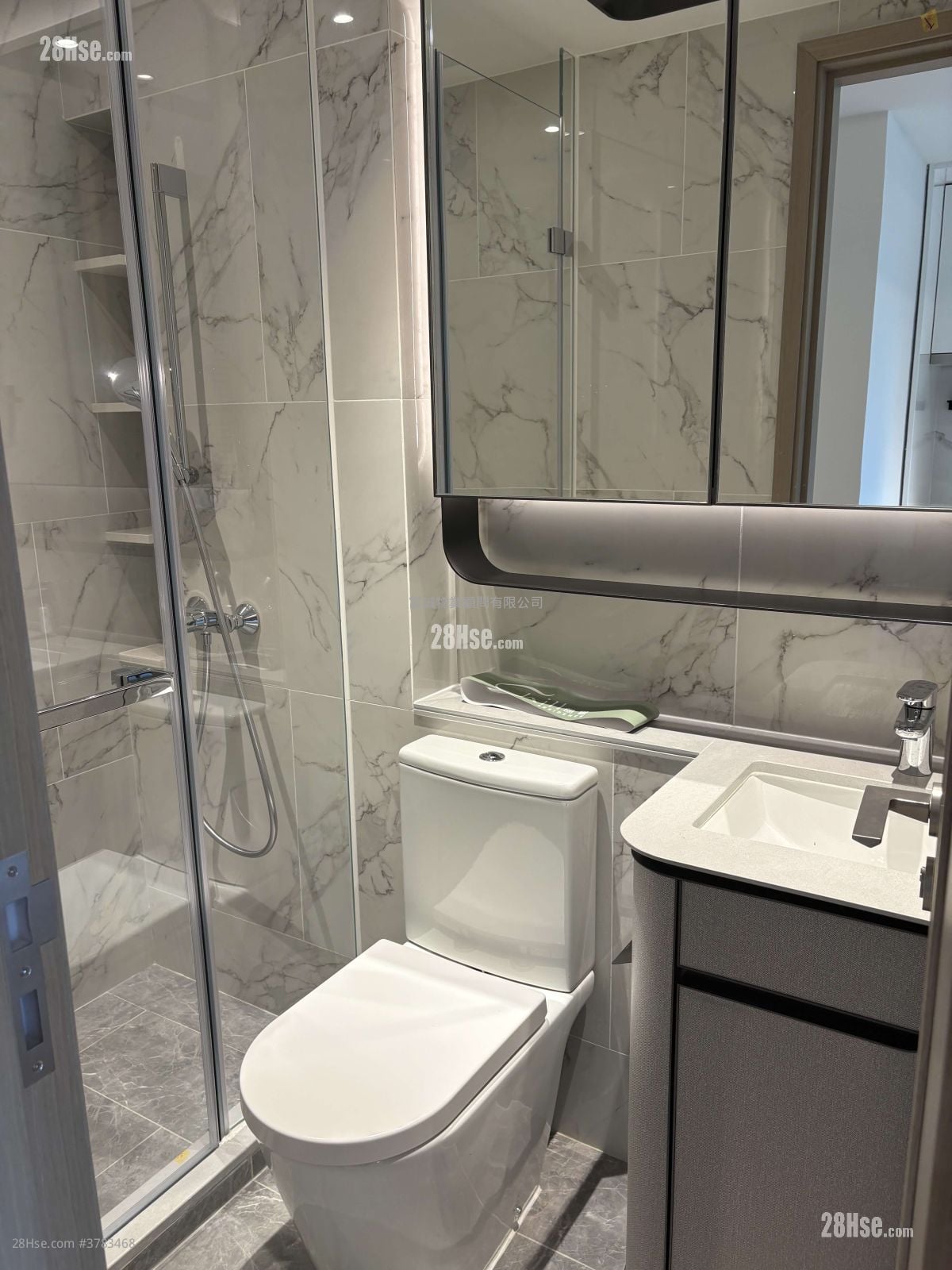 朗誉 租盘 开放式间隔 , 1 浴室 246 平方尺