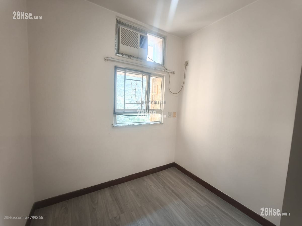 Hong Lam Court Rental 3 Bedrooms , 1 Bathroom 554 ft²