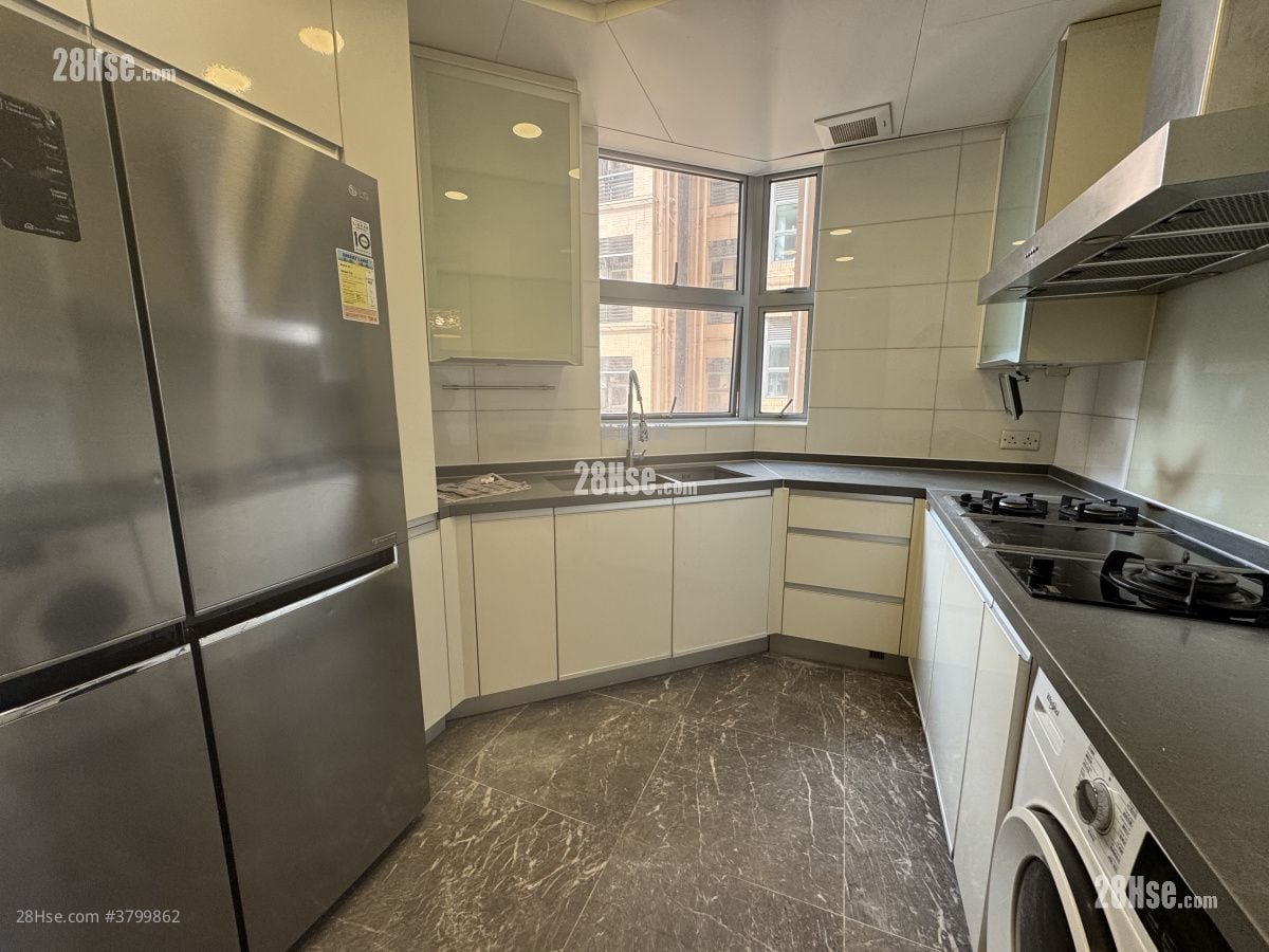 The Palazzo Sell 4 Bedrooms , 3 Bathrooms 1,444 ft²