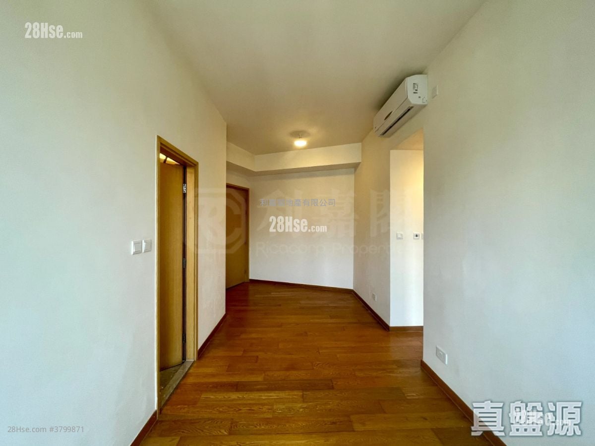 The Papillons Sell 2 Bedrooms 529 ft²