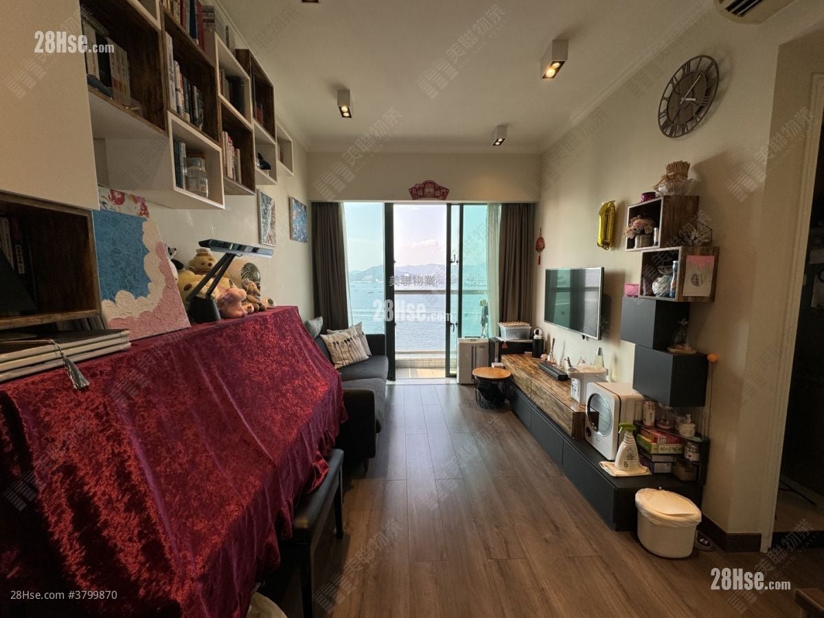 Belchers Hill Sell 3 Bedrooms , 2 Bathrooms 712 ft²