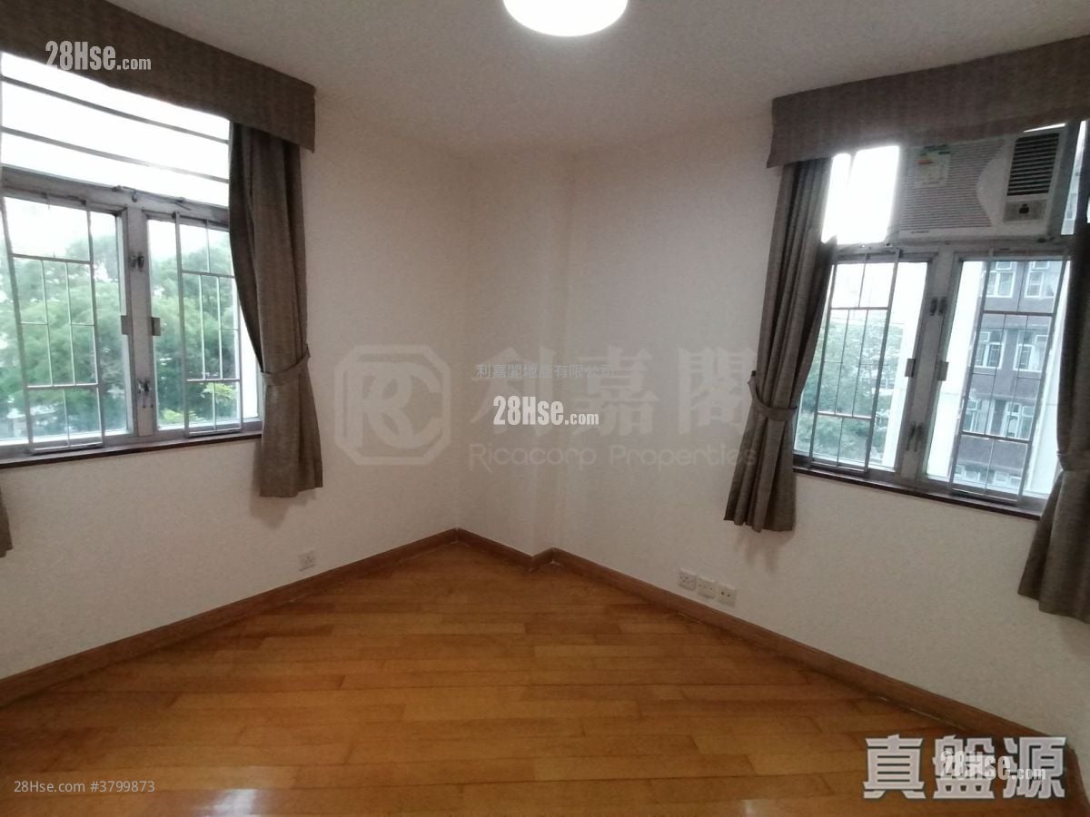 太古城 售盘 3 房 689 平方尺