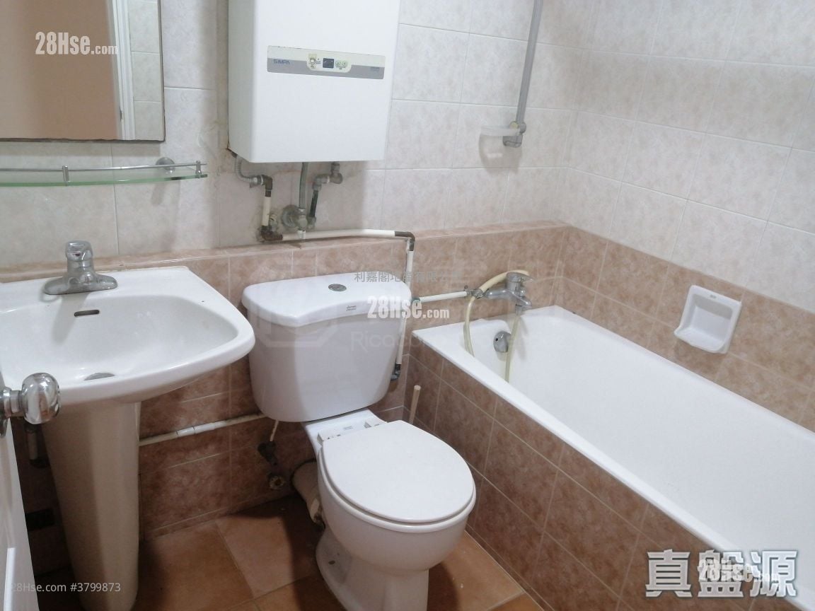 太古城 售盘 3 房 689 平方尺