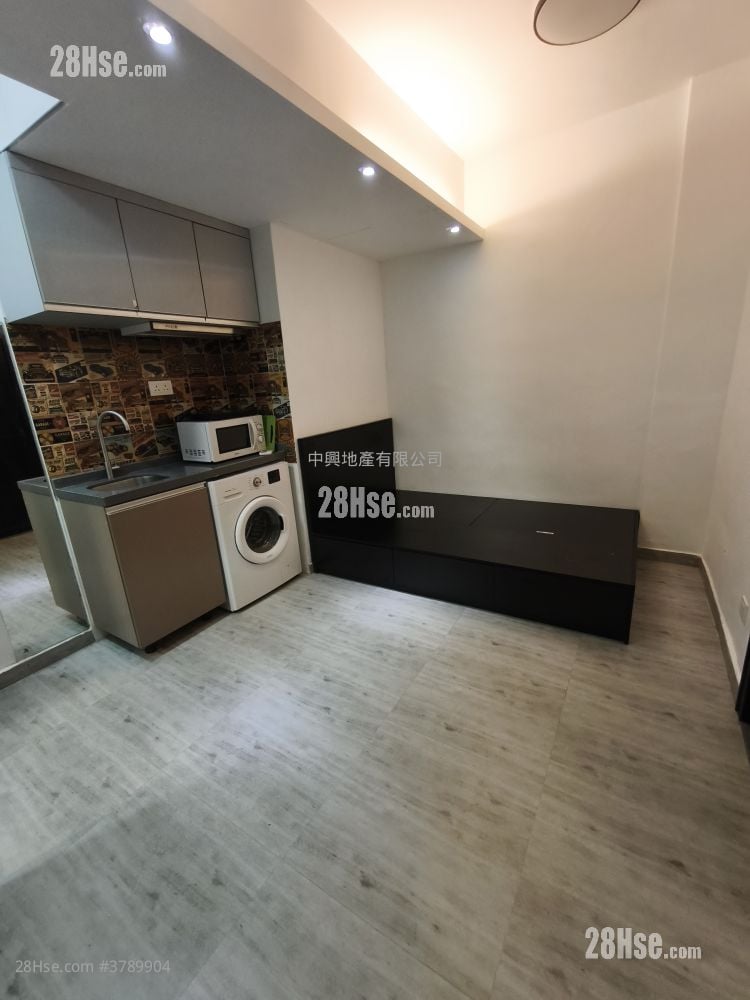 11 Bowring Street Rental Studio , 1 Bathroom 180 ft²