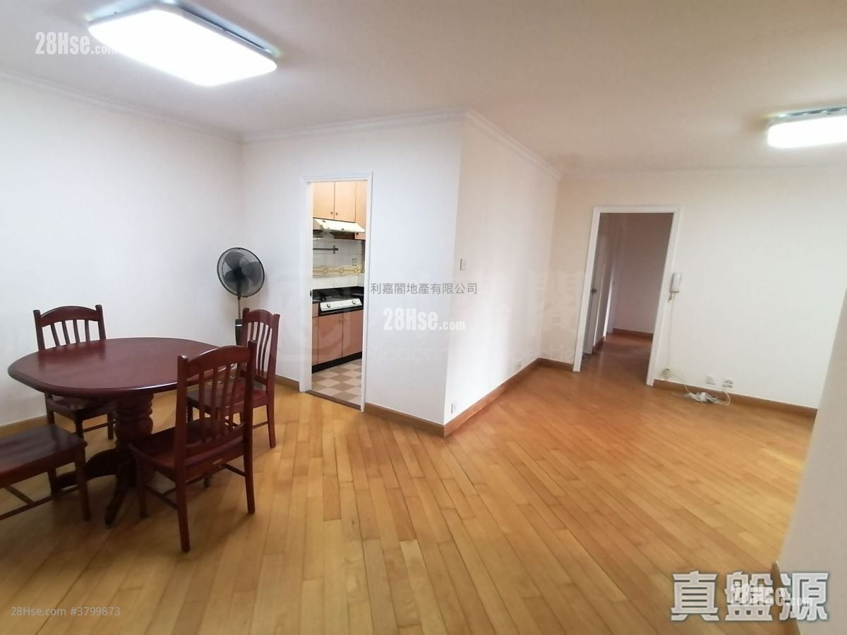 太古城 售盘 3 房 689 平方尺