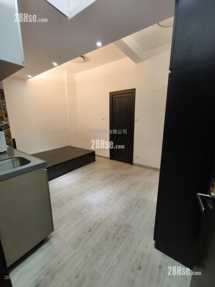 11 Bowring Street Rental Studio , 1 Bathroom 180 ft²