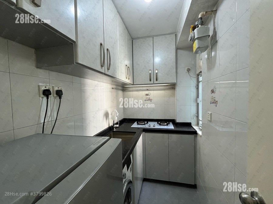 裕利大厦 租盘 2 房 , 1 浴室 280 平方尺