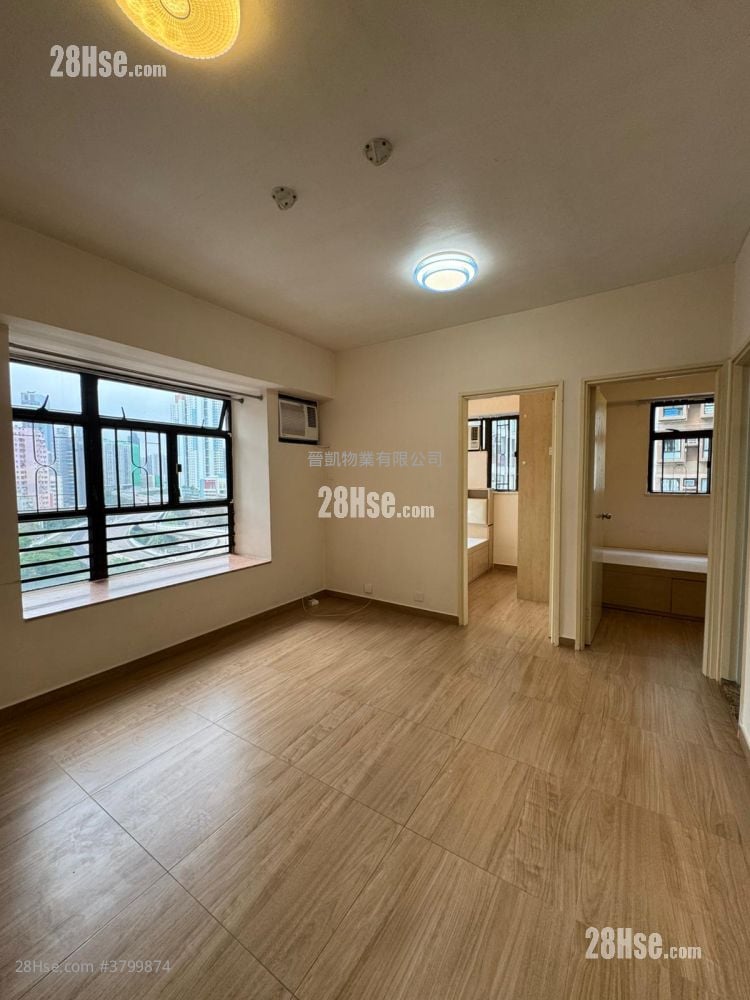 海峰中心 租盘 2 房 , 1 浴室 362 平方尺