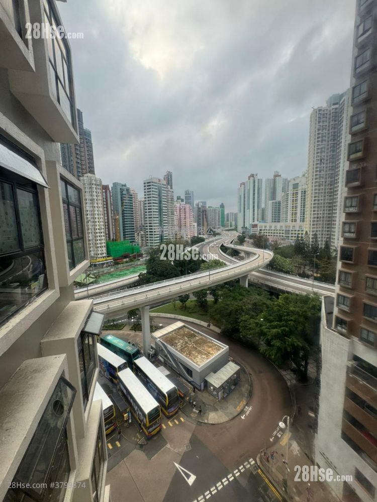 海峰中心 租盘 2 房 , 1 浴室 362 平方尺