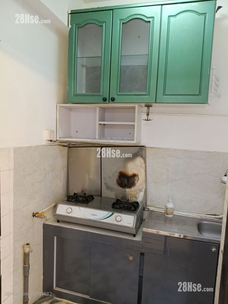 康龄大厦 租盘 2 房 , 1 浴室 390 平方尺