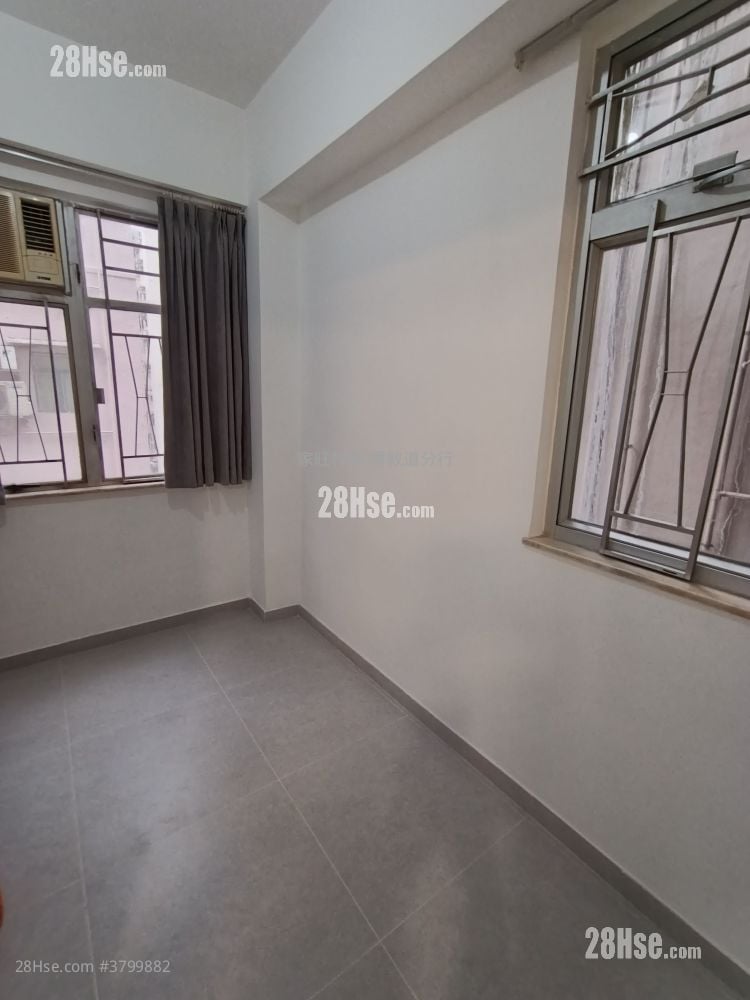 康龄大厦 租盘 2 房 , 1 浴室 390 平方尺