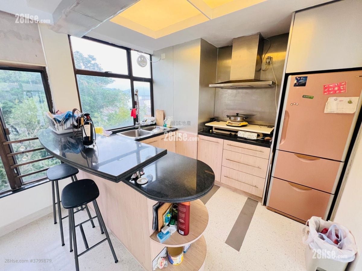 龙珠岛花园 售盘 3 房 , 2 浴室 753 平方尺