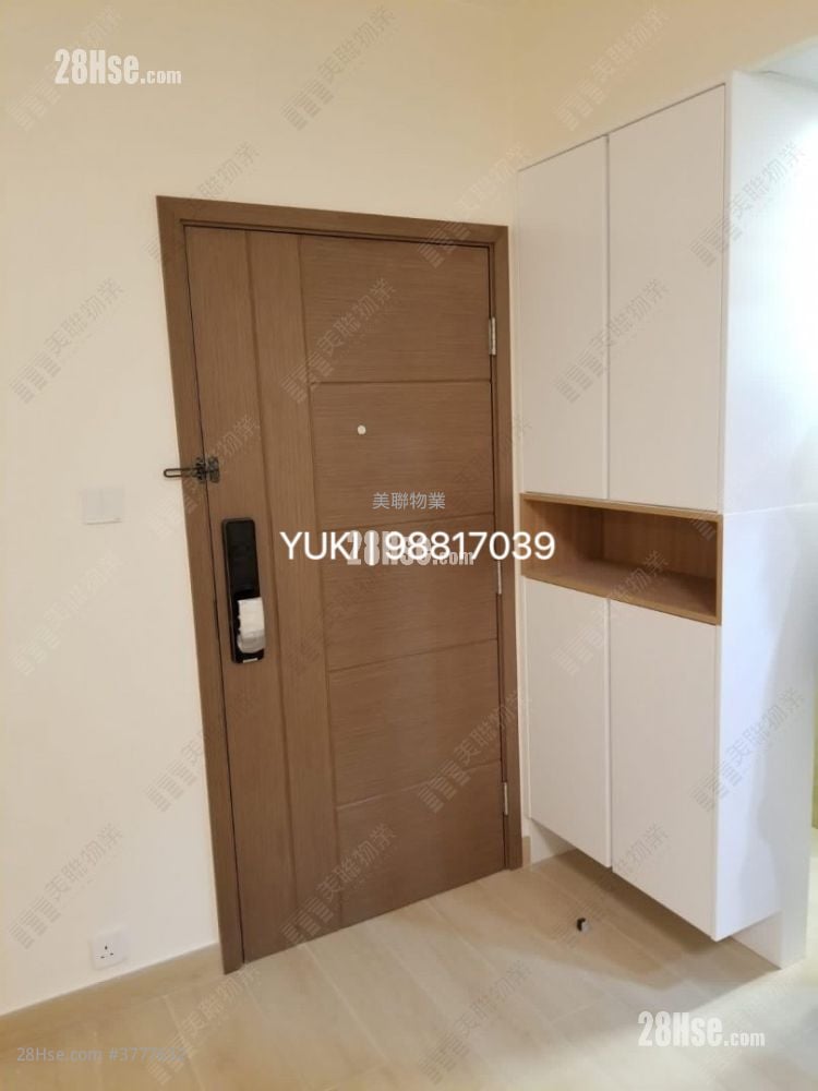 Scenery Court Sell 2 Bedrooms , 1 Bathroom 379 ft²