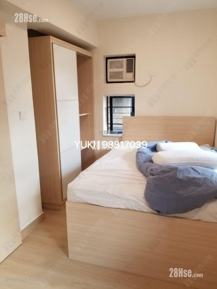 Scenery Court Sell 2 Bedrooms , 1 Bathroom 379 ft²