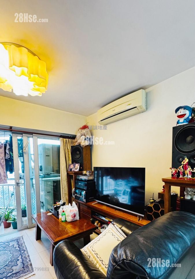Tsing Yung Terrace Sell 4 Bedrooms , 3 Bathrooms 955 ft²