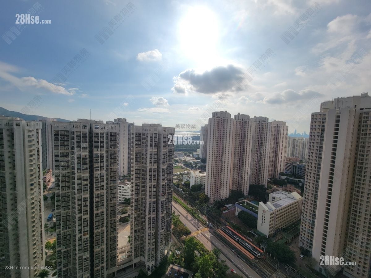 Central Park Towers Sell 2 Bedrooms 502 ft²