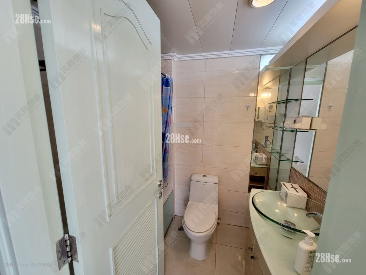 Central Park Towers Sell 2 Bedrooms 502 ft²