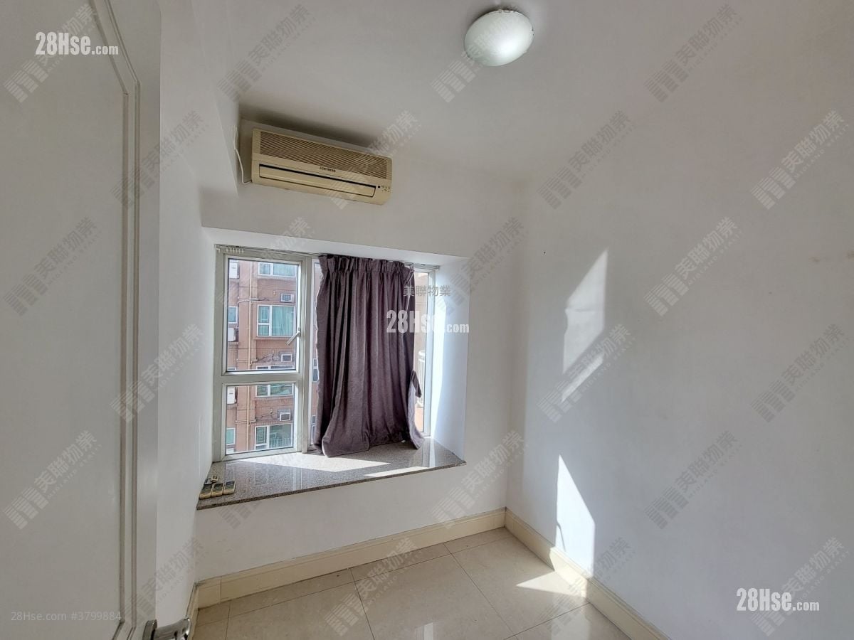 Central Park Towers Sell 2 Bedrooms 502 ft²