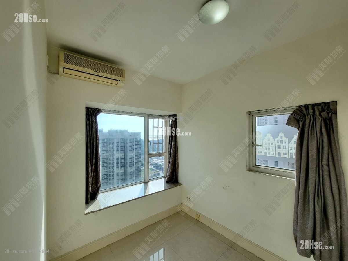 Central Park Towers Sell 2 Bedrooms 502 ft²