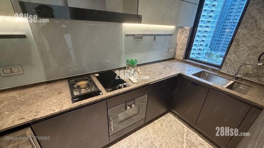 港岛南岸 售盘 3 房 737 平方尺