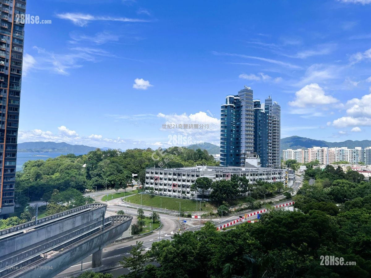 Lake Silver Sell 4 Bedrooms , 3 Bathrooms 1,856 ft²