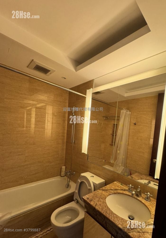 御龙山 售盘 4 房 , 3 浴室 1,847 平方尺