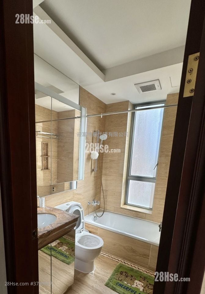 御龙山 售盘 4 房 , 3 浴室 1,847 平方尺