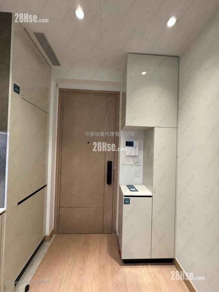 Seasons Place 售盘 1 房 , 1 浴室 323 平方尺