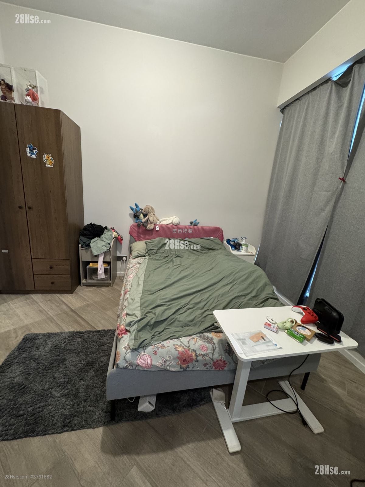 The Henley 租盘 2 房 , 1 浴室 356 平方尺