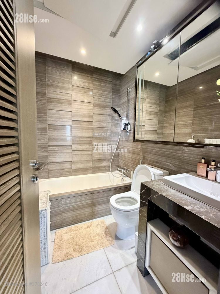 The Austin 售盘 4 房 , 2 浴室 1,290 平方尺