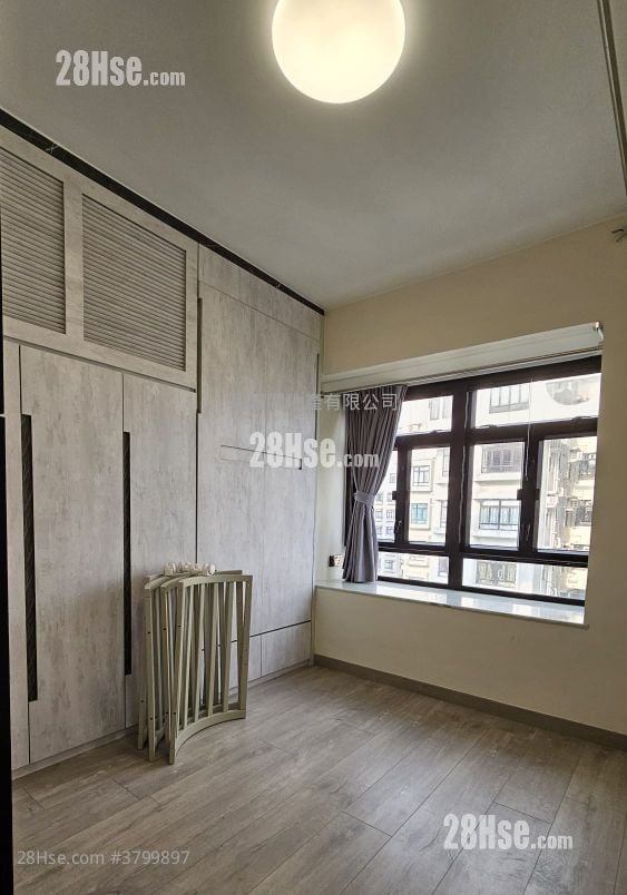 Heng Fa Chuen Sell 2 Bedrooms , 1 Bathroom 615 ft²