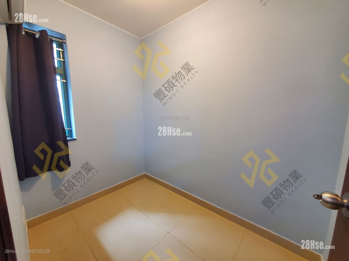 Village Rental 2 Bedrooms , 1 Bathroom 350 ft²