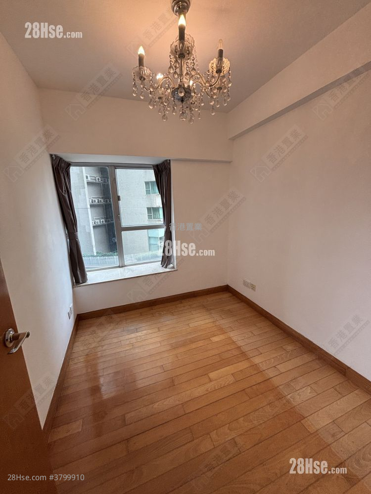 漾日居 租盘 3 房 , 2 浴室 934 平方尺