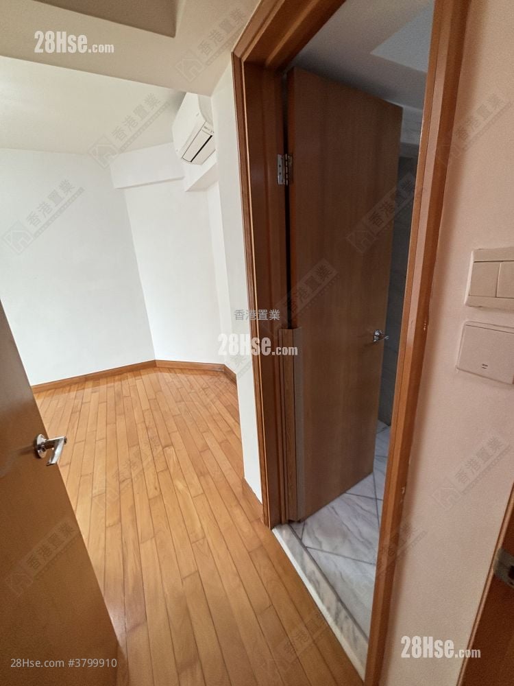 漾日居 租盘 3 房 , 2 浴室 934 平方尺