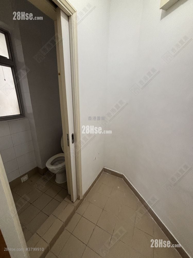 漾日居 租盘 3 房 , 2 浴室 934 平方尺