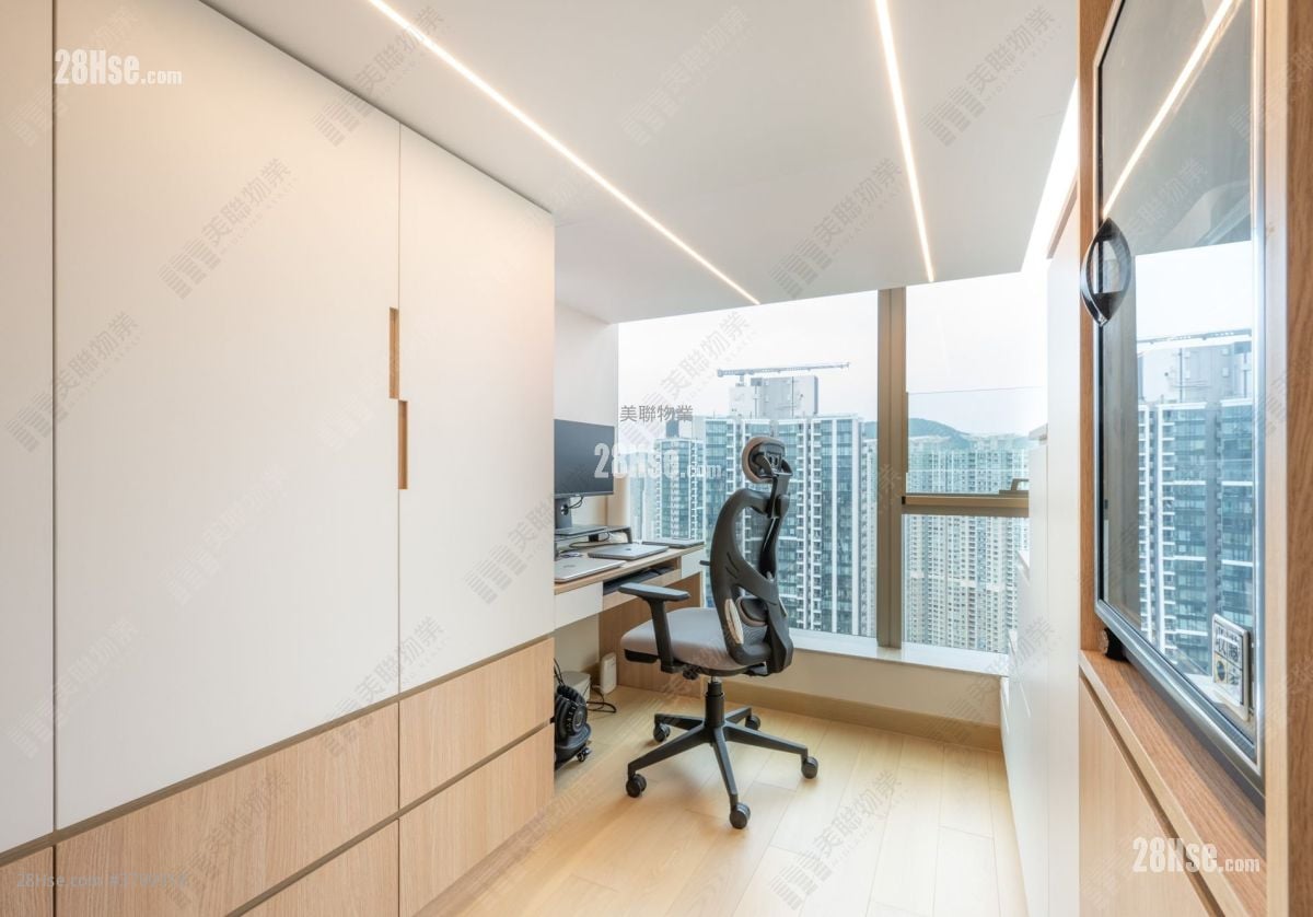 Marini Sell 1 Bedroom , 1 Bathroom 370 ft²