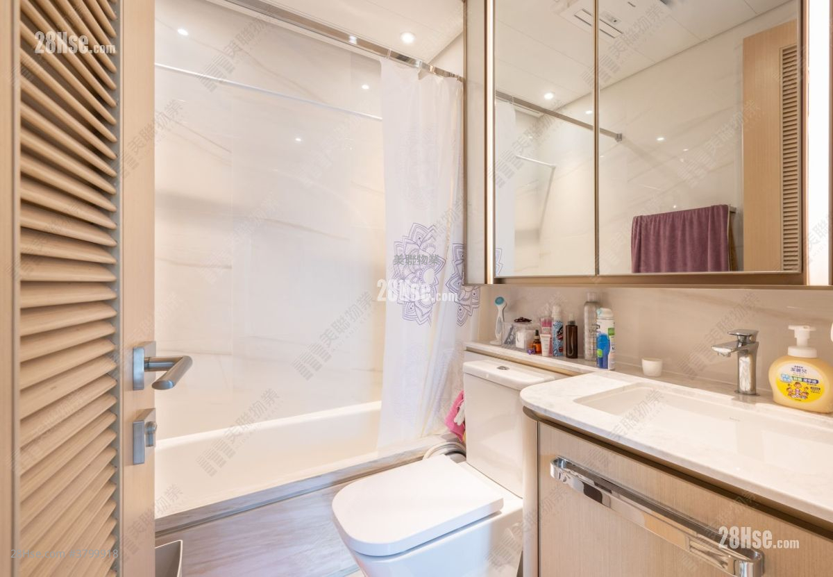 Marini Sell 1 Bedroom , 1 Bathroom 370 ft²