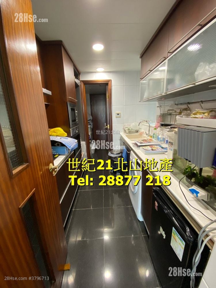 Sky Horizon Rental 3 Bedrooms , 2 Bathrooms 935 ft²