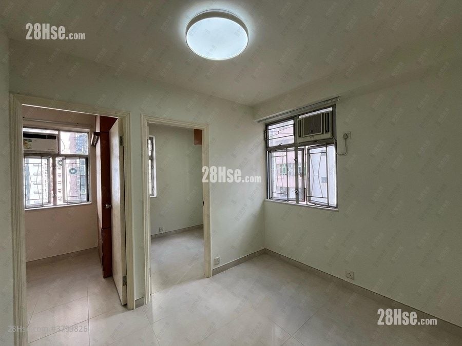 裕利大厦 租盘 2 房 , 1 浴室 280 平方尺