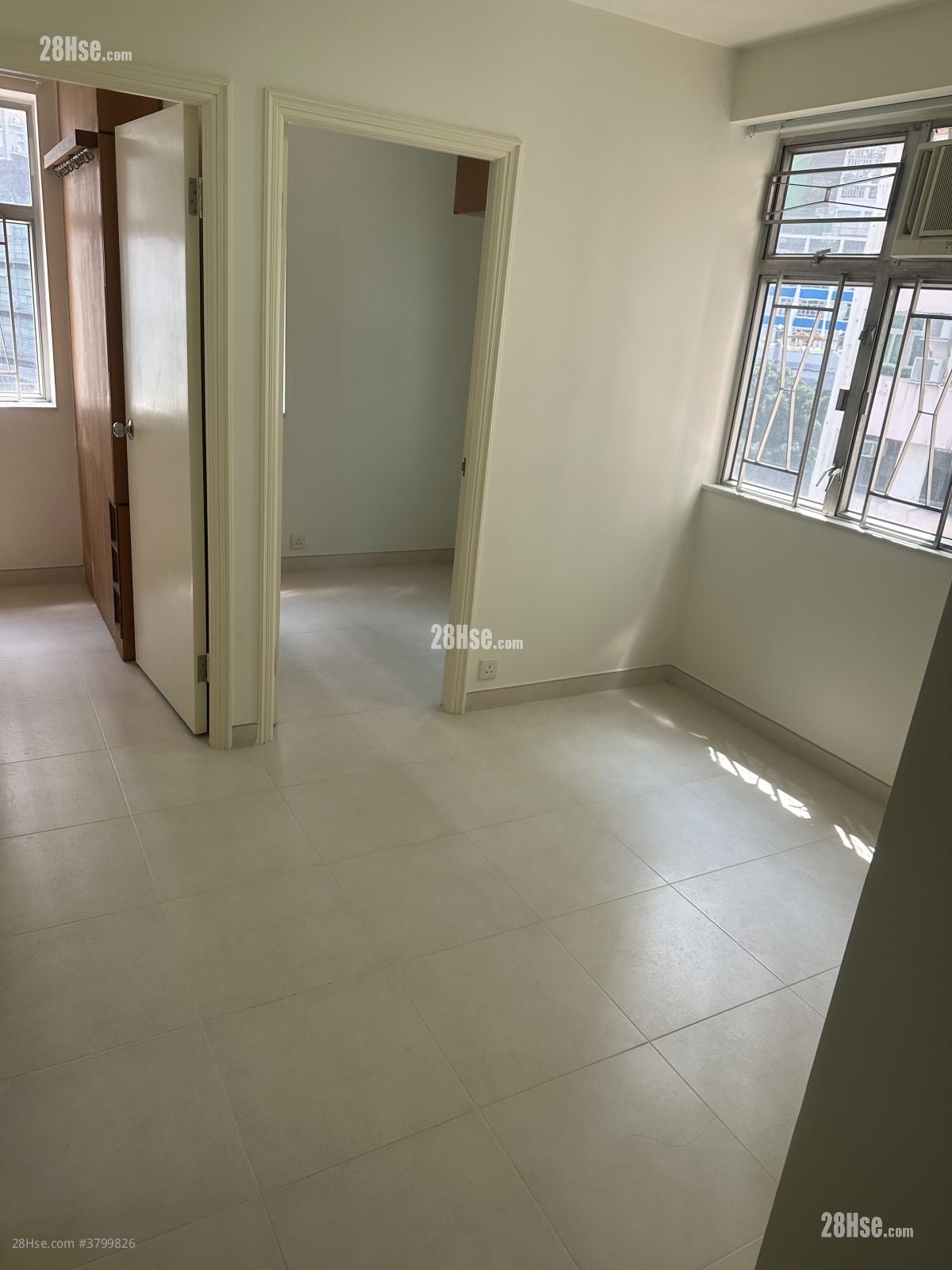 裕利大厦 租盘 2 房 , 1 浴室 280 平方尺