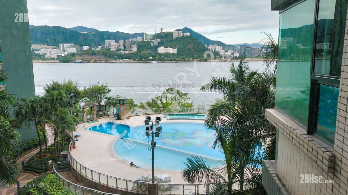 Baycrest Sell 2 Bedrooms , 1 Bathroom 605 ft²