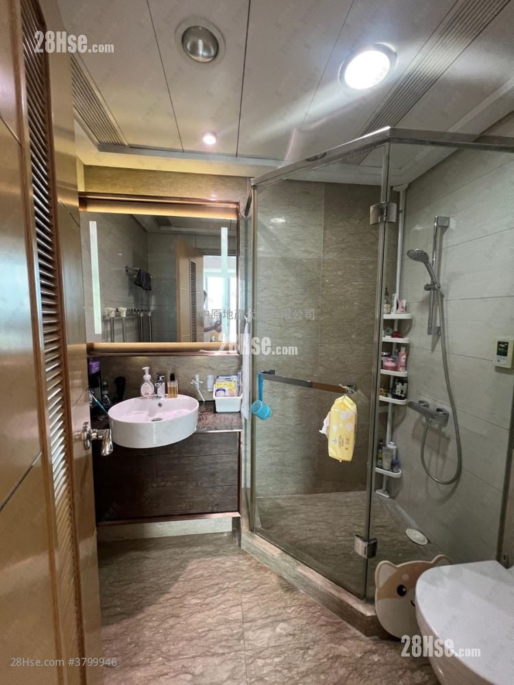 溱岸8号 售盘 4 房 , 2 浴室 1,262 平方尺