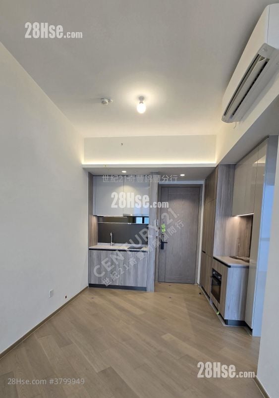 Villa Garda Ii Rental 2 Bedrooms , 1 Bathroom 451 ft²