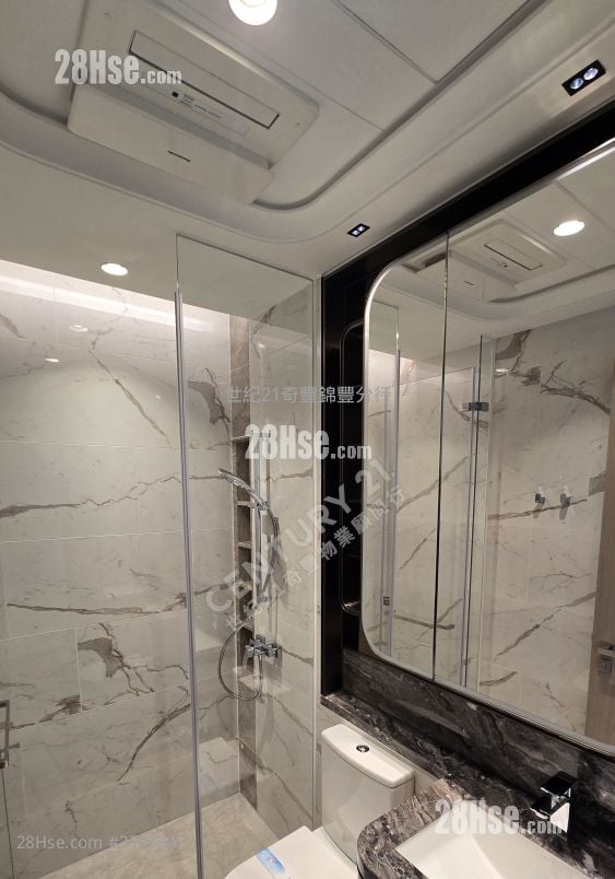 Villa Garda Ii Rental 2 Bedrooms , 1 Bathroom 451 ft²